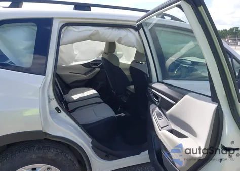 2023 Subaru Forester z USA, uszkodzony, nr VIN JF2SKACC9PH437698